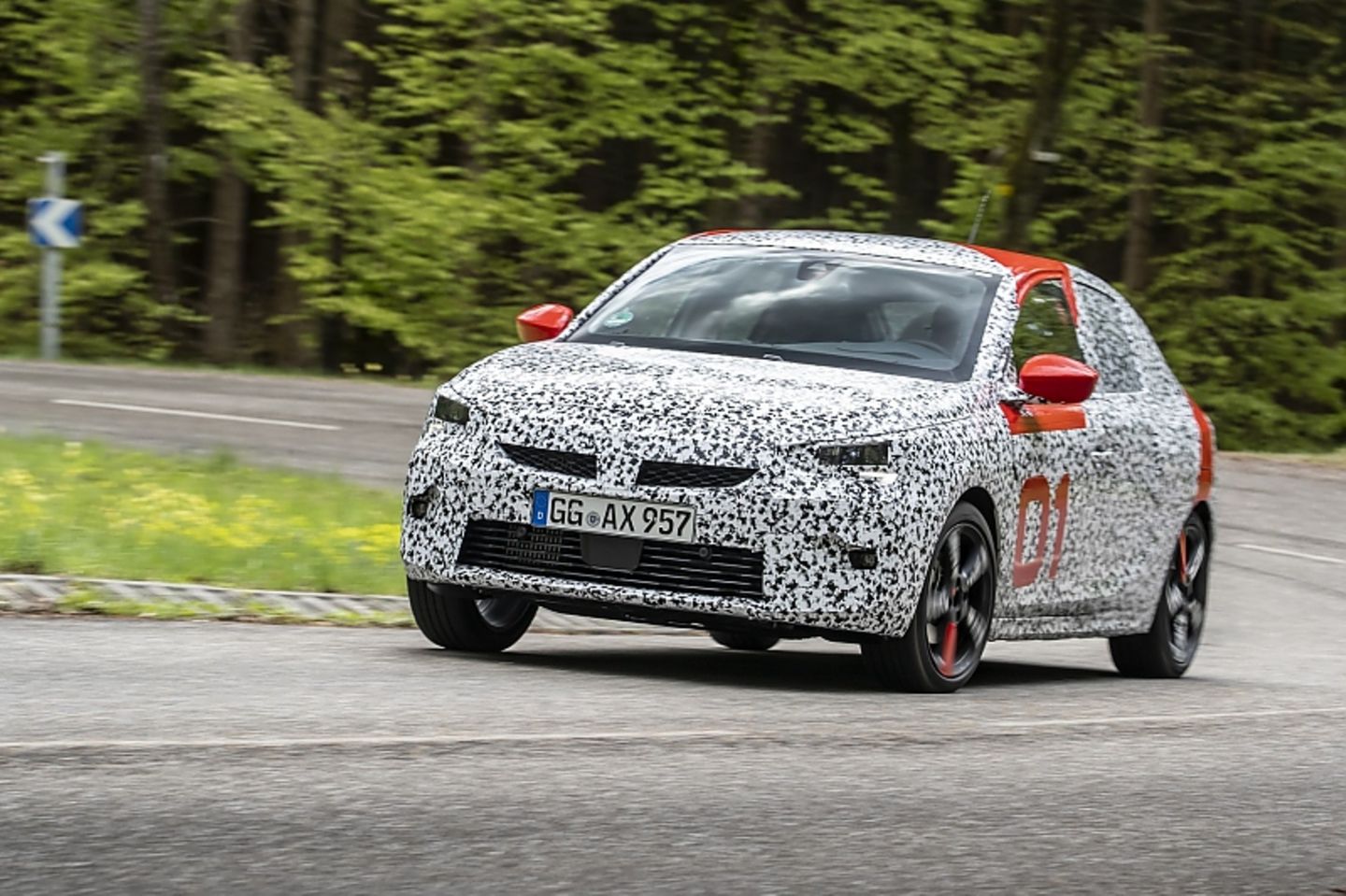 In den Kurven schlägt sich der Corsa achtbar