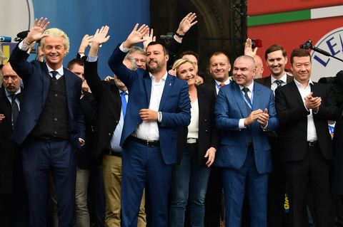Rechtspopulisten bei einer Veranstaltung in Mailand. Darunter Geert Wilders, Matteo Salvini und Marine Le Pen