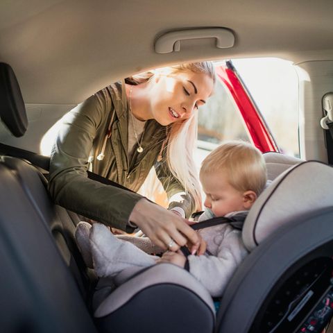 Laien können gute Kindersitze nicht von unsicheren Modellen unterscheiden.
