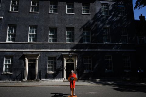 Theresa May bei ihrem Statement am Freitag. Ihr Rückzug war erwartet worden - aber er fiel ihr sichtlich schwer.