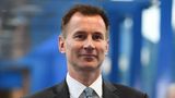 Jeremy Hunt lächelt verhalten