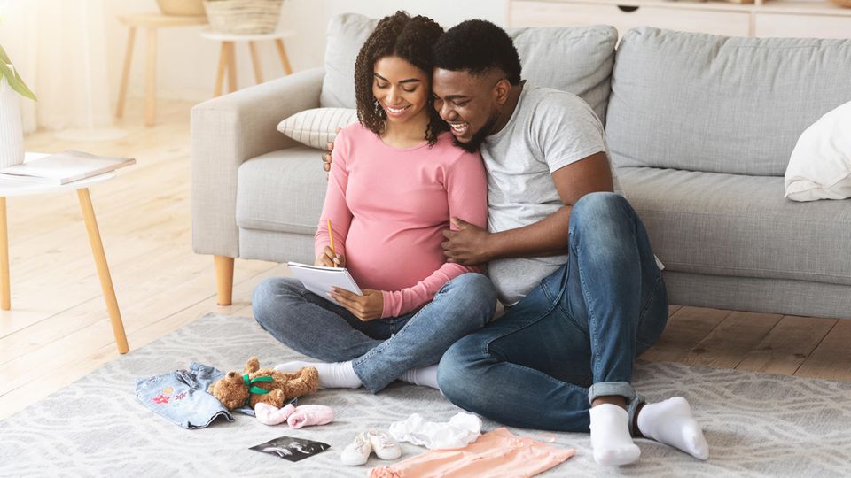 In dieser Liste erfahren Sie alles über die Baby-Erstausstattung