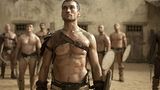 Spartacus (2010-2013)  Die Serie "Spartacus" ist schon etwas älter, bietet mit kleinerem Budget einen vollwertigen GOT-Ersatz – zumindest in einigen Aspekten. Das Gladiatoren Epos lässt im Punkt "blutige Action" und heißem Sandalen-Sex GoT weit hinter sich. Dazu kommen spannenden Intrigen, und teils sehr gute Schauspieler.  Game of Thrones Faktor  Kämpfe  Sex  Intrigen und Gemeinheit