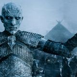 "Game of Thrones" Prequel  (Mai 2020)  Got ist zu Ende, aber in Westeros geht es weiter. HBO denkt über fünf mögliche Spin-offs nach: "Jedes Konzept, das diskutiert wird, ist eher eine Vorgeschichte als eine Fortsetzung", sagte George RR Martin."Einige sind vielleicht nicht einmal auf Westeros angesetzt. Anstatt jedoch "Spin-off" oder "Prequel" zu betreiben, bevorzugen ich den den Begriff "Nachfolge-Show". So habe ich sie genannt."  Vom Inhalt ist wenig bekannt, nur dass das "Pre" einen langen Zeitraum meint und nicht die Zeit unmittelbar vor der Handlung von GoT. Die einzige Person, die es in die neuen Folgen schafft, ist der der Nachtkönig, gespielt von Schauspieler Vladimir Furdik.  Game of Thrones Faktor   100 Prozent