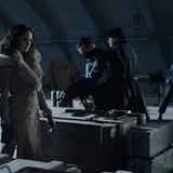 "His Dark Materials" (2019)  HBO und BBC haben gemeinsam die Fantasy-Trilogie "His Dark Materials" von Philip Pullman verfilmt. Wenn der Trailer nicht zu viel verspricht, wird die Serie weit gruseliger als GoT.  Worum geht es: Die Bücher spielen in einer alternativen Welt, in der die Seelen der Menschen andere Formen annehmen können, auch die von Dämonen. Die Bücher begleiten die 12-jährigen Lyra und ihre Mutter bei ihrer Reise durch diese Welten.  Game of Thrones Faktor   Spannung  Grusel