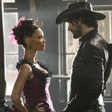 "Westworld" (2016 – bis heute)  Es sieht zuerst wie ein Western aus, aber die spielt in einem Wild-West-Themen-Vergnügungspark mit menschlichen Robotern. Die Gäste leben die schlimmsten Fantasien, wie Vergewaltigung und Mord, aus – bis die Roboter rebellieren.  Game of Thrones Faktor  Gewalt  Enthauptungen  Mord  Prostitution