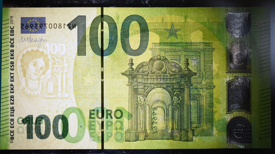 Neue Euro-Scheine da: So sehen Hunderter und Zweihunderter nun aus