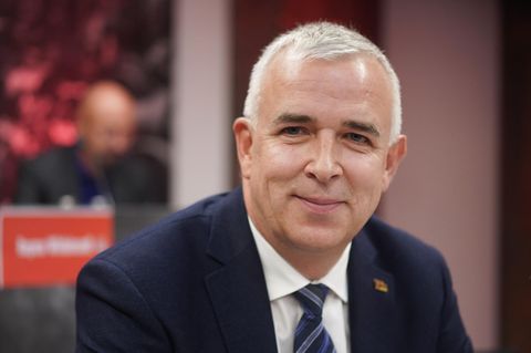 "Das ist suerreal, ich fasse es gar nicht": Union-Chef Dirk Zingler