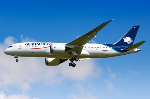 Eine Boeing 787-8 Dreamliner der AeroMexico