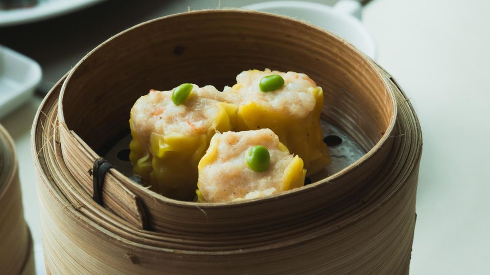 Gedämpfte Dumplings So sehen Dumplings nach dem Garen aus