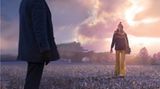 Alice Sebold  The Lovely Bones  In Deutschland ist der Film unter "In meinem Himmel" bekannt, mit Saoirse Ronan in der Hauptrolle. Die 14-jährige Susie wird von ihrem Nachbarn ermordet, doch ihre Leiche wird nie gefunden. Der krankhafte Serienkiller hat auch schon sein nächstes Opfer im Visier: Susies kleine Schwester Lindsey. Währenddessen ist Susie in einer Art Zwischenwelt gefangen und muss alles hilflos mitansehen. Das Fantasy-Drama macht süchtig und du wirst nicht in Versuchung kommen, das Hörbuch zu pausieren.  "The Lovely Bones" hier bei Audible.