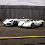 Der Porsche 909 Bergspyder und Porsche 981 Bergsypder im Formationsflug