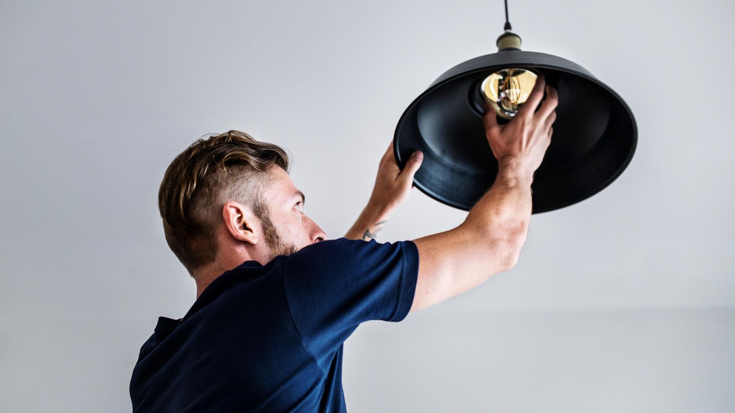 Wir zeigen dir, wie du eine Lampe selber bauen kannst 