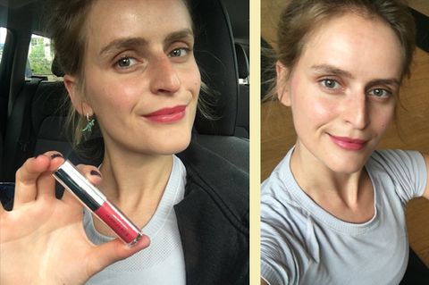 Frau mit Lippenstift