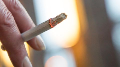 Studie: Deutsche kaufen weniger Zigaretten, aber mehr Tabak