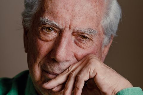 Zu Mario Vargas Llosas bekanntesten Werken gehört "Das grüne Haus" oder "Tante Julia und der Kunstschreiber"; 2010 erhielt er den Literaturnobelpreis