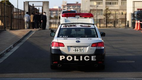 Ein Polizeiauto in Japan