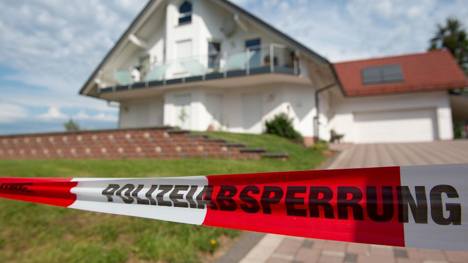Regierungspräsident Walter Lübcke wurde erschossen - Ermittler vermuten Verbrechen Regierungspräsident Walter Lübcke wurde erschossen - Ermittler vermuten Verbrechen
