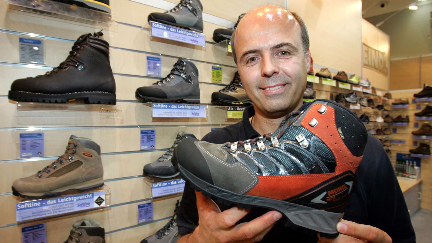 Lukas Meindl ist ein Hersteller von Schuhen, besonders für Wander- und Bergstiefel. Das 1683 gegründete Unternehmen war fortwährend in Familienbesitz und wird inzwischen von den Brüdern  Lars und Lukas (siehe Bild) Meindl geführt.