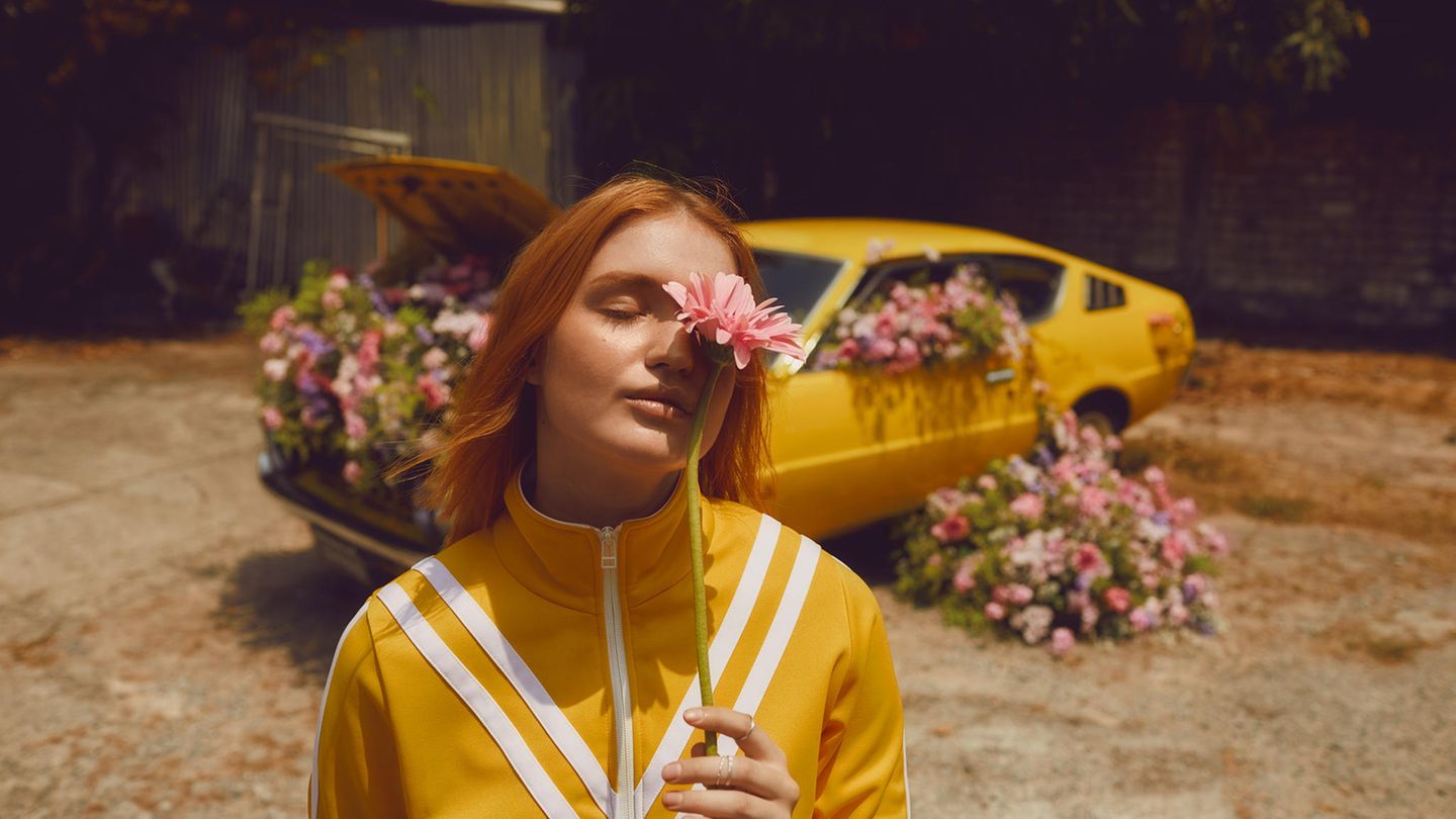 Julia-Marie Werner, "Weil ich ein Mädchen bin", 2019. Das Bild bedeutet für die Fotografin, "dass ich Dinge fotografiere die ich sehe weil ich bin wer ich bin." Eigentlich sollte die Fotografie "Weil ich bin wer ich bin" heißen, so Werner. "Aber 'Mädchen' beschreibt mich ganz gut genug."