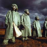 Hans-Jürgen Burkard, "Sowjetische Elitegarde 'Kantemirov' probt den ABC-Krieg", 1989. In Russland und der früheren Sowjetunion fotografierte Burkard viele preisgekrönte Reportagen, auch für den stern war er unterwegs. Viele seiner Arbeiten für den stern wurden in zahlreichen Magazinen nachgedruckt. Darunter: "Life", "Time" und "Newsweek".