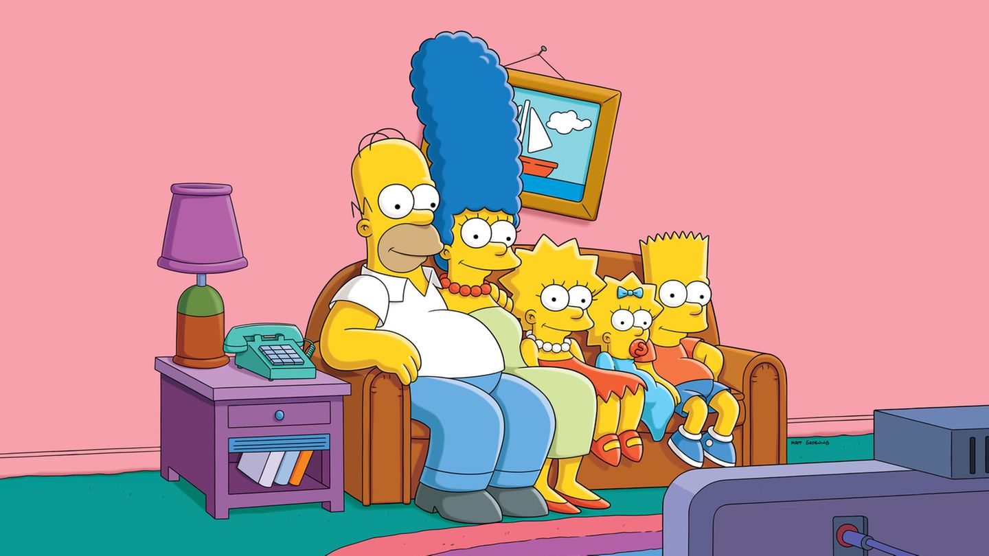Ein Bild, das jeder Serienfan kennt: "Die Simpsons" versammelt vor ihrem Fernsehgerät