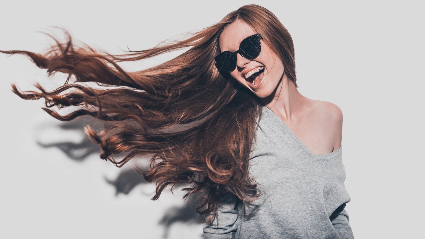 Lange haare hochstecken extrem Hochsteckfrisuren für