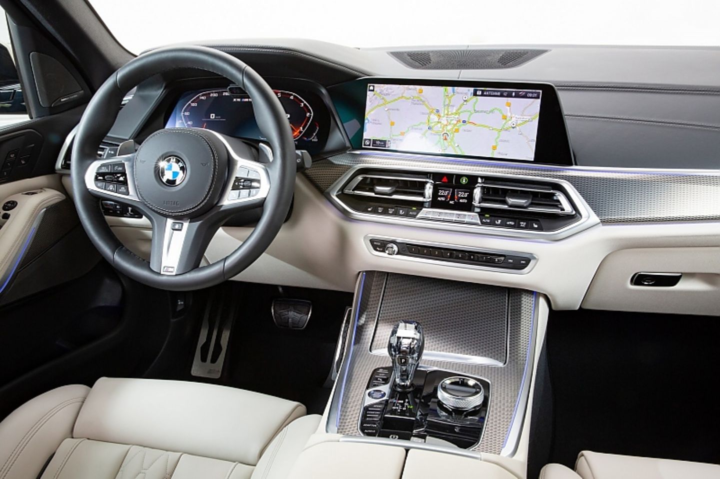 Der Innenraum unterscheidet sich nicht sonderlich von den anderen BMW X5-Modellen