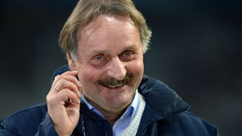 Peter Neururer wollte nicht die Champions League als Zielvorgabe für die Saison ausgeben. Für Wattenscheid 09 brauchte er das aber auch nicht