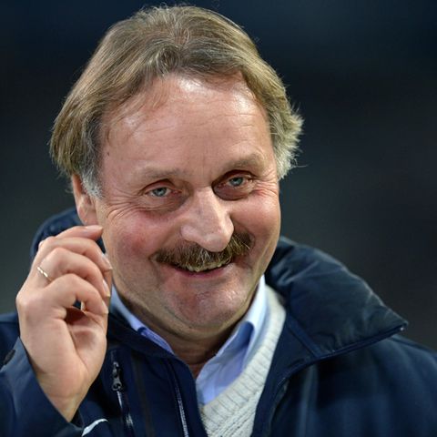 Peter Neururer wollte nicht die Champions League als Zielvorgabe für die Saison ausgeben. Für Wattenscheid 09 brauchte er das aber auch nicht