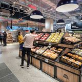 Ob Aldi mit seinen Läden Erfolg haben wird, ist aber längst nicht ausgemacht. Andere europäische Händler wie Lidl, Tesco aus Großbritannien oder der spanische Discounter Dia sind mit ihren Filialen in China gescheitert.