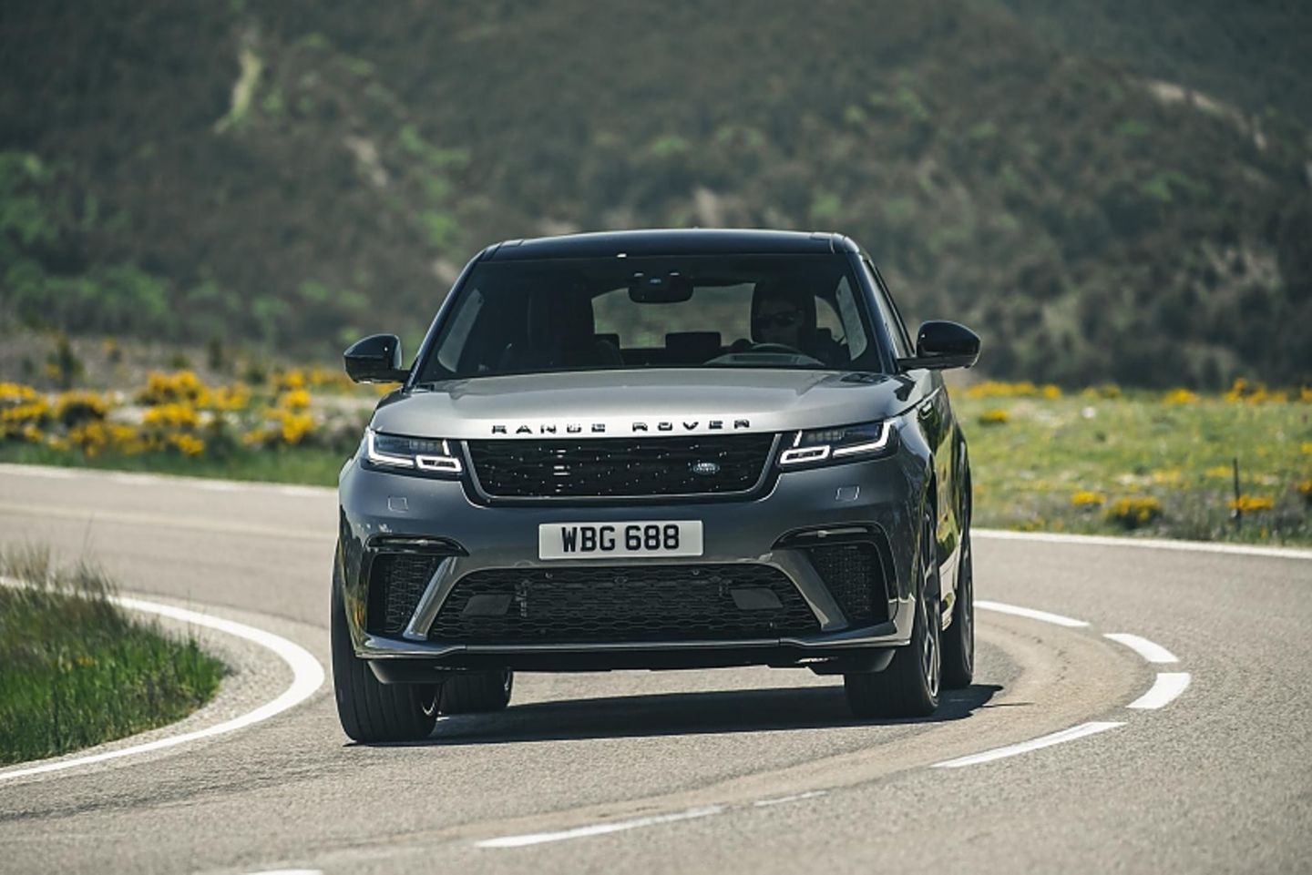 Range Rover Velar SV Autobiography