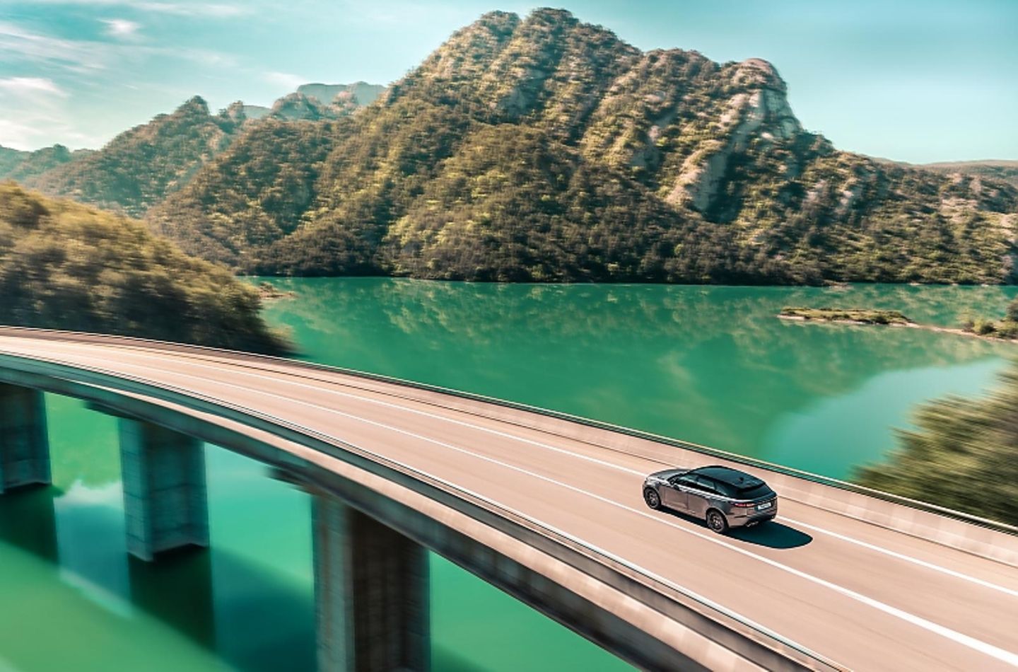 Range Rover Velar SV Autobiography