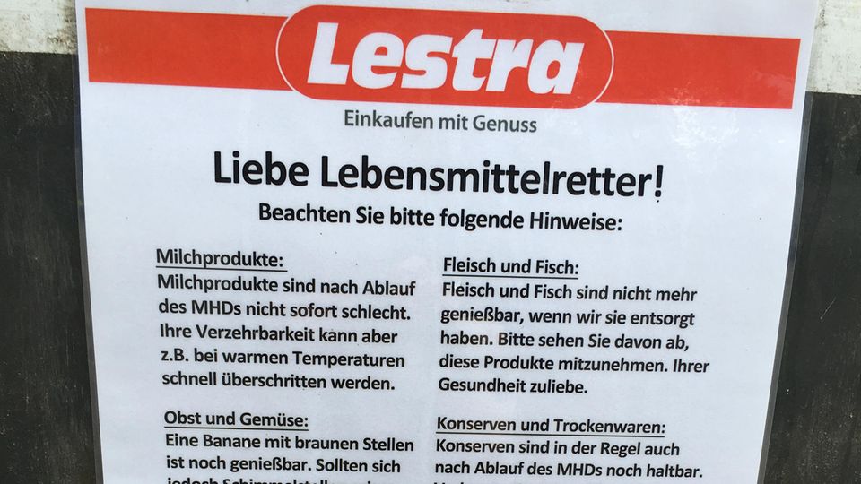 Lebensmittelretter: Diese Infoblätter hat das Kaufhaus in Bremen ausgehangen Diese Infoblätter hat das Kaufhaus in Bremen ausgehangen