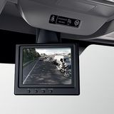 Ein Heckkamera überwacht das Geschehen hinter dem Kastenwagen
