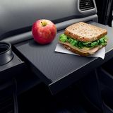 Klapptische gehören bei einem Nutzfahrzeug fast schon zum guten Ton