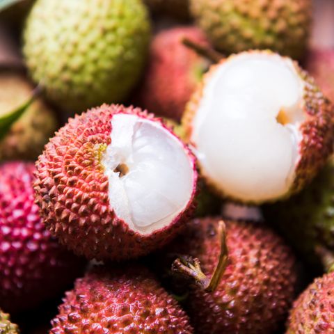 Die süße Litschi-Frucht ist ein begehrter Snack