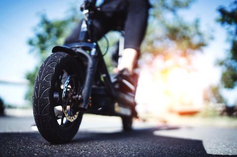 Das Vorderrad eines E-Scooters