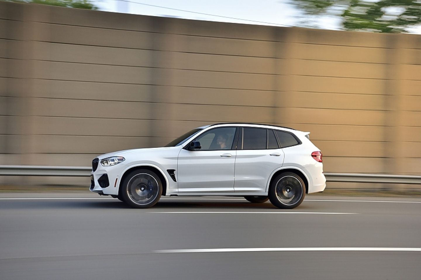 Der BMW X3 M Competition ist 4,73 Meter lang