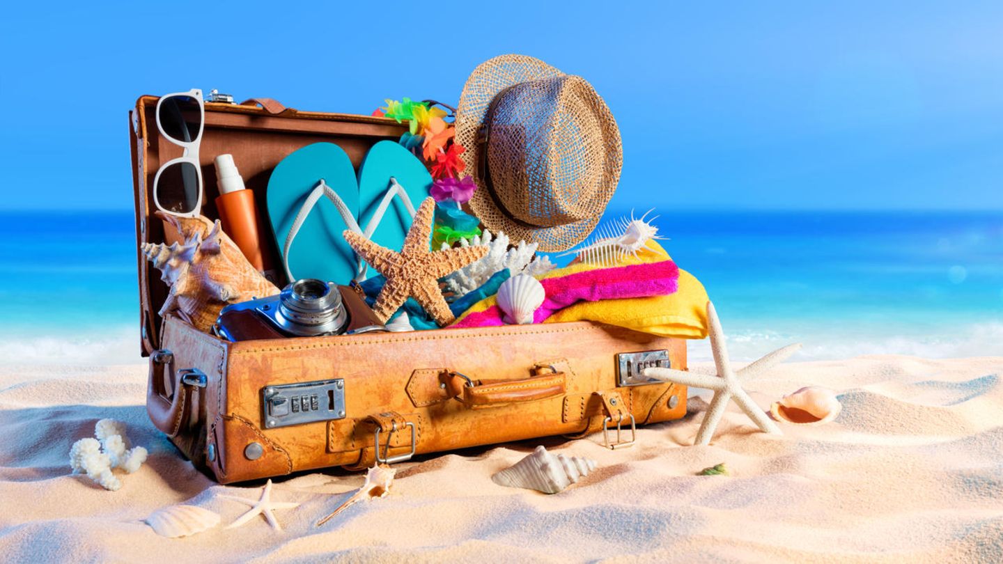 Koffer packen: Packliste für den Sommerurlaub: Das sollte in Ihrem Gepäck nicht fehlen