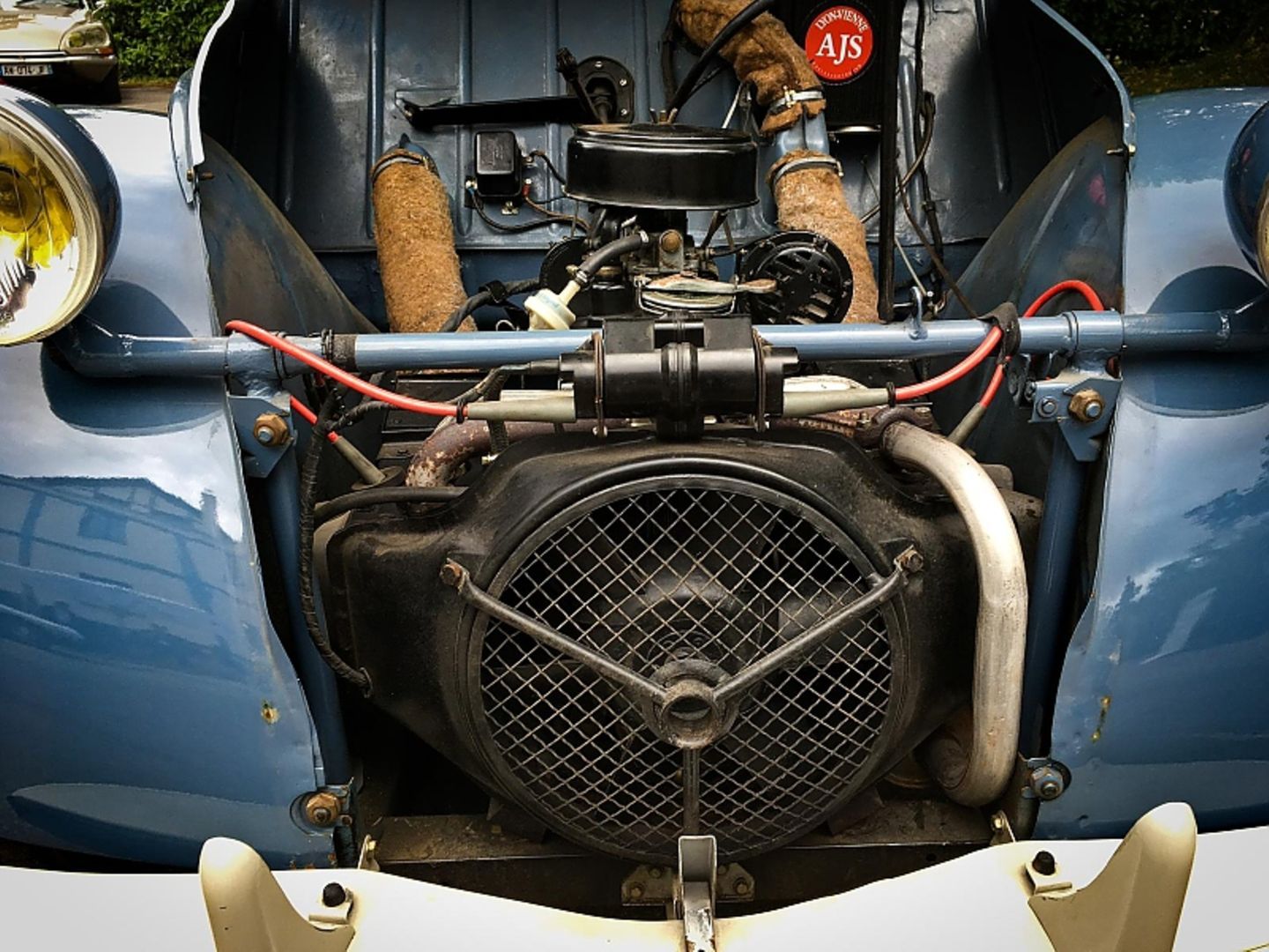 Das Motörchen des Citroen 2 CV hier kommt auf 12 PS