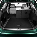 Das Kofferraumvolumen beträgt 483 bis 1.613 Liter