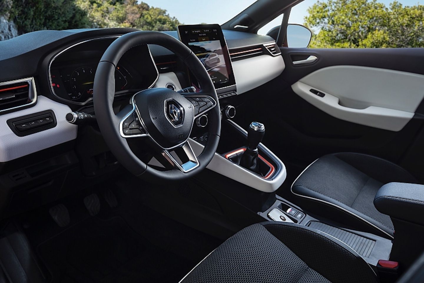 Das Cockpit des Renault Clio 2019 wurde komplett neu gestaltet