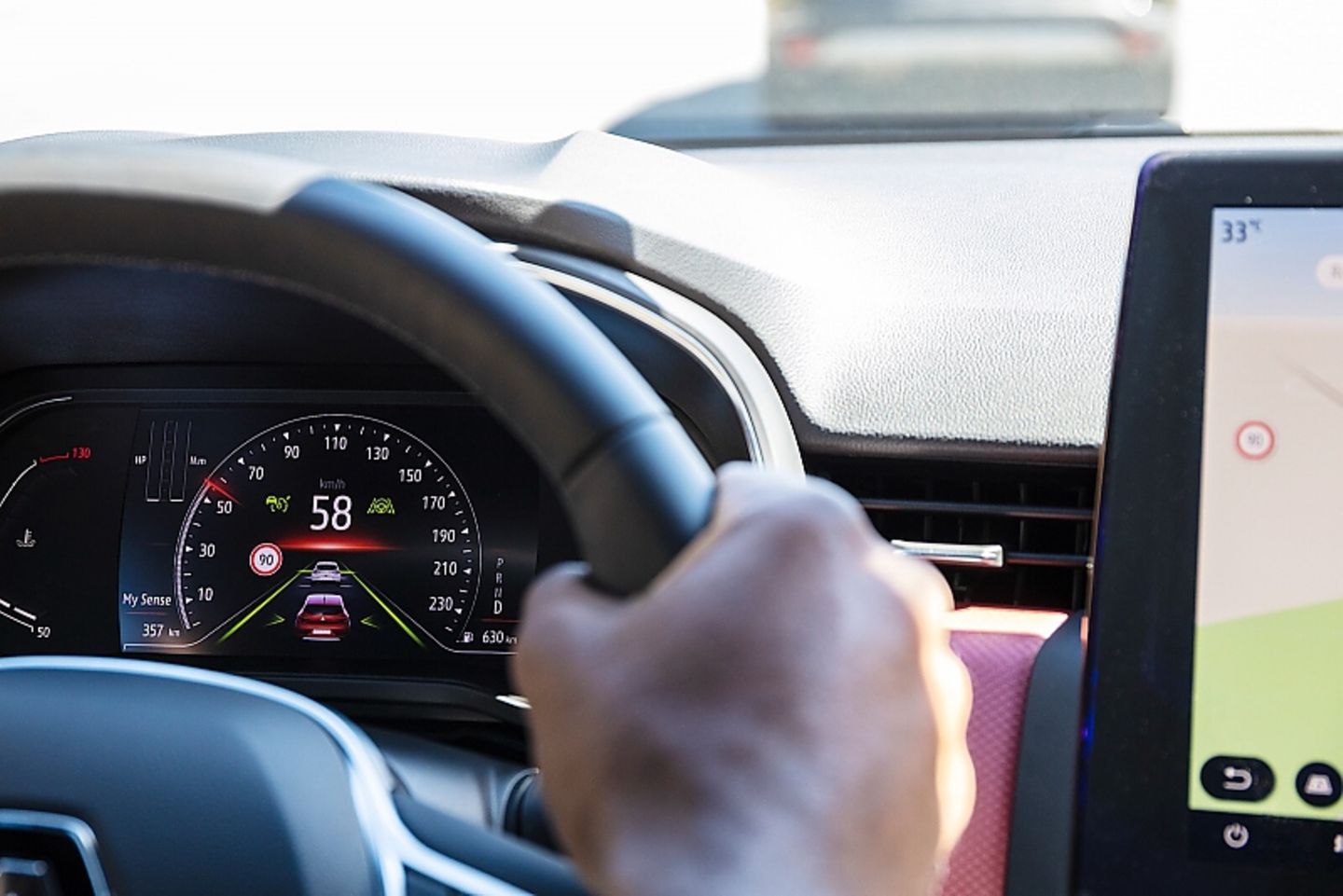 Das Kombiinstrument im Renault Clio 2019 ist optional digital