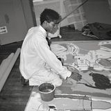 Montag, 16. April 1984: eine Kollaboration von Warhol und Basquiat. "Jean Michel war im Atelier, hat sich sein Mittagessen mitgebracht, am Boden gemalt und nicht viel geredet. Ich glaube, er bleibt die ganze Nacht auf, das war's dann wohl mit seiner Schlafenszeit", kommentiert Warhol zu diesem Tag. Das vollendete Werk ist "Untitled".