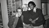 Keith Harin, Andy Warhol und Jan-Michel Basquiat Arm in Arm