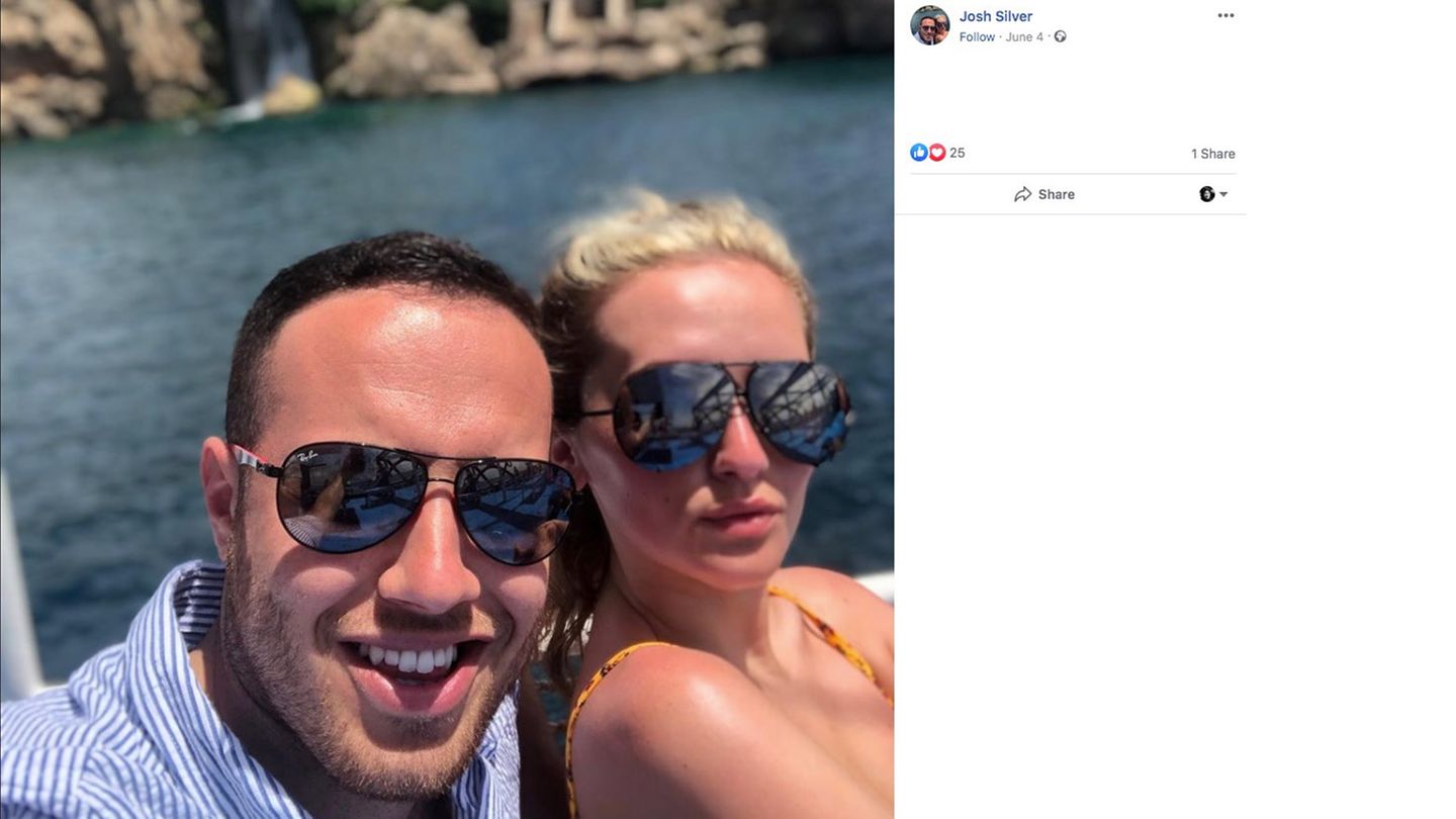 Josh Silver und seine Freundin machen ein Selfie in der Türkei