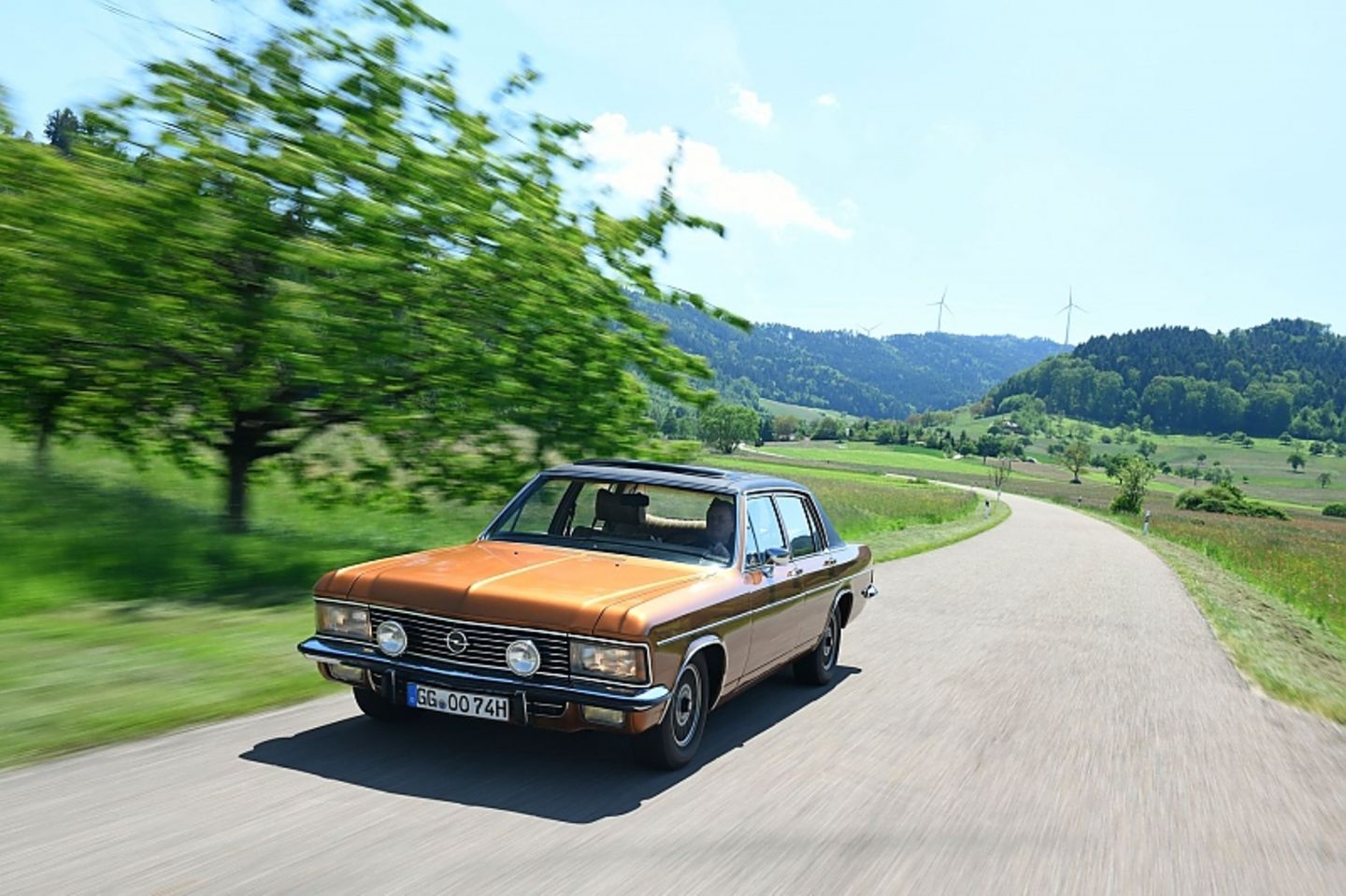 Den Durchschnittsverbrauch gibt Opel mit 13 Litern pro 100 Kilometer an