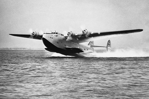 Pan American Airways System Boeing 314 Clipper beim Start