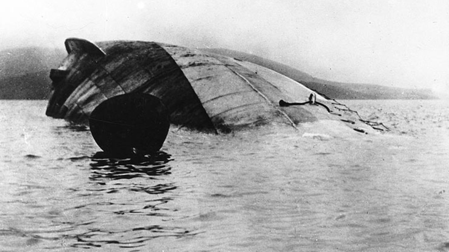 Die SMS Seydlitz kenterte.